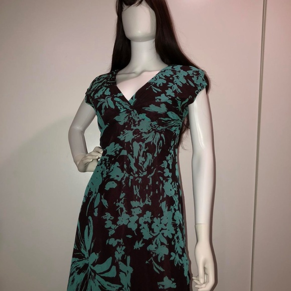 100% silk Jones, New York dress - Picture 3 of 5